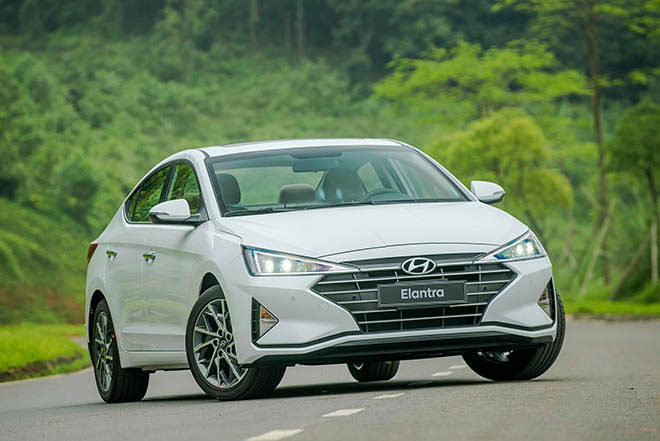 Bảng giá xe Hyundai Elantra 2019 lăn bánh - Liệu có sự bất ngờ trong tháng này? - 1