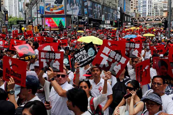 Hồng Kông: Biển người xuống đường phản đối dự luật dẫn độ - 1