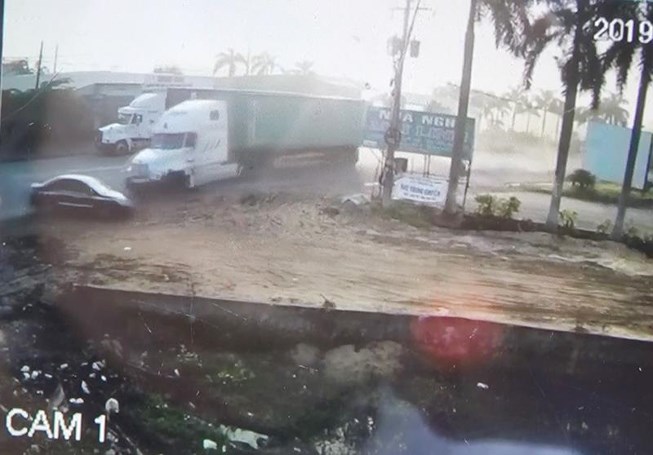Tai nạn thảm khốc ở Tây Ninh: Tài xế xe ô tô tránh không kịp - 1