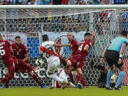 Bóng đá - Venezuela - Peru: Đôi công nghẹt thở, nghiệt ngã VAR (Copa America)