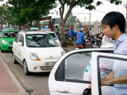 Kinh doanh - Taxi công nghệ vẫn phải gắn &quot;mào&quot;