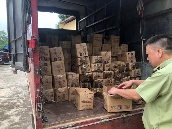 8.000 que kem Trung Quốc bị bắt giữ tại Lào Cai - 1