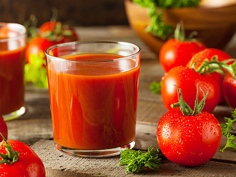 Uống nước ép cà chua có thể giảm nguy cơ mắc bệnh tim - 1