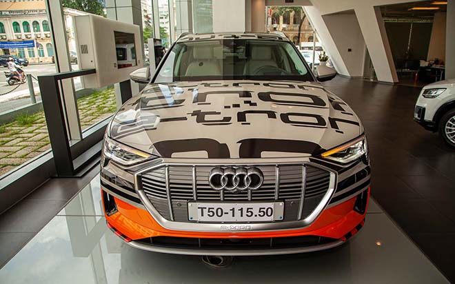 Chiêm ngưỡng hình ảnh của SUV chạy điện Audi E-tron đầu tiên tại Việt Nam - 14