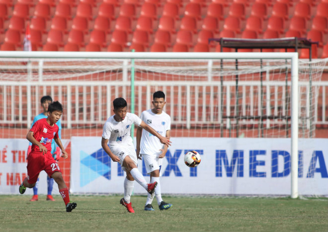 Giải bóng đá U15 - Next Media 2019: HAGL gục ngã, SLNA “đè bẹp” TP. HCM - 2