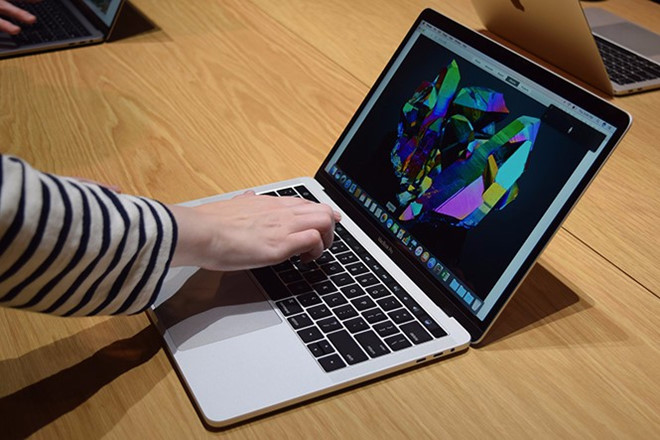 Apple khẩn trương thu hồi dòng MacBook Pro này vì sự cố quá nhiệt - 1