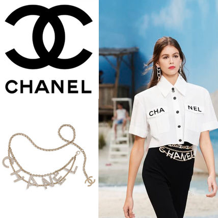 Dây xích hơn 80 triệu khiến Phượng Chanel và nhiều sao Việt mê mẩn - 1