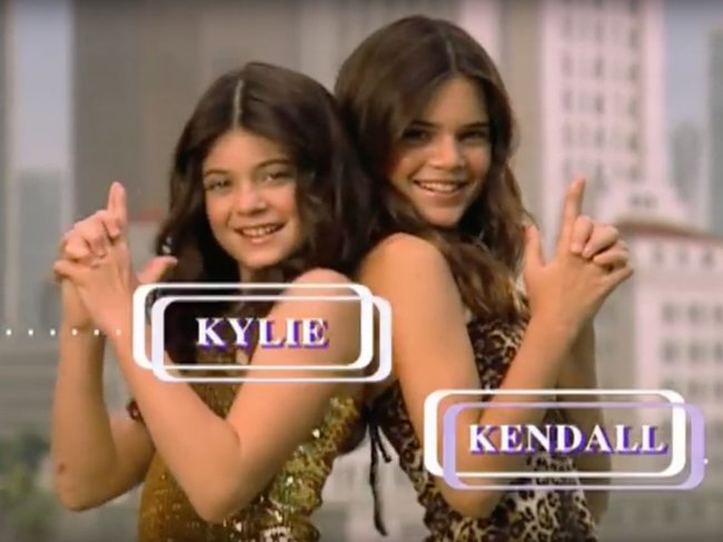 Jenner đã trở nên nổi tiếng trong chương trình truyền hình thực tế, “Keeping Up With The Kardashians”.