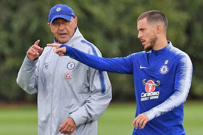 HLV Sarri ra mắt ghế nóng Juventus: Nịnh Ronaldo, &#34;kể tội&#34; Hazard - 2