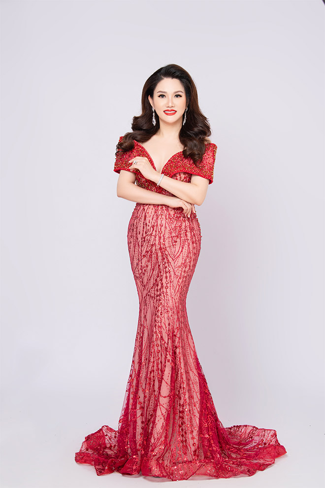 Hoa hậu doanh nhân Đặng Thị Xuân Hương làm cố vấn thẩm mỹ cho Miss World Vietnam 2019 - 1