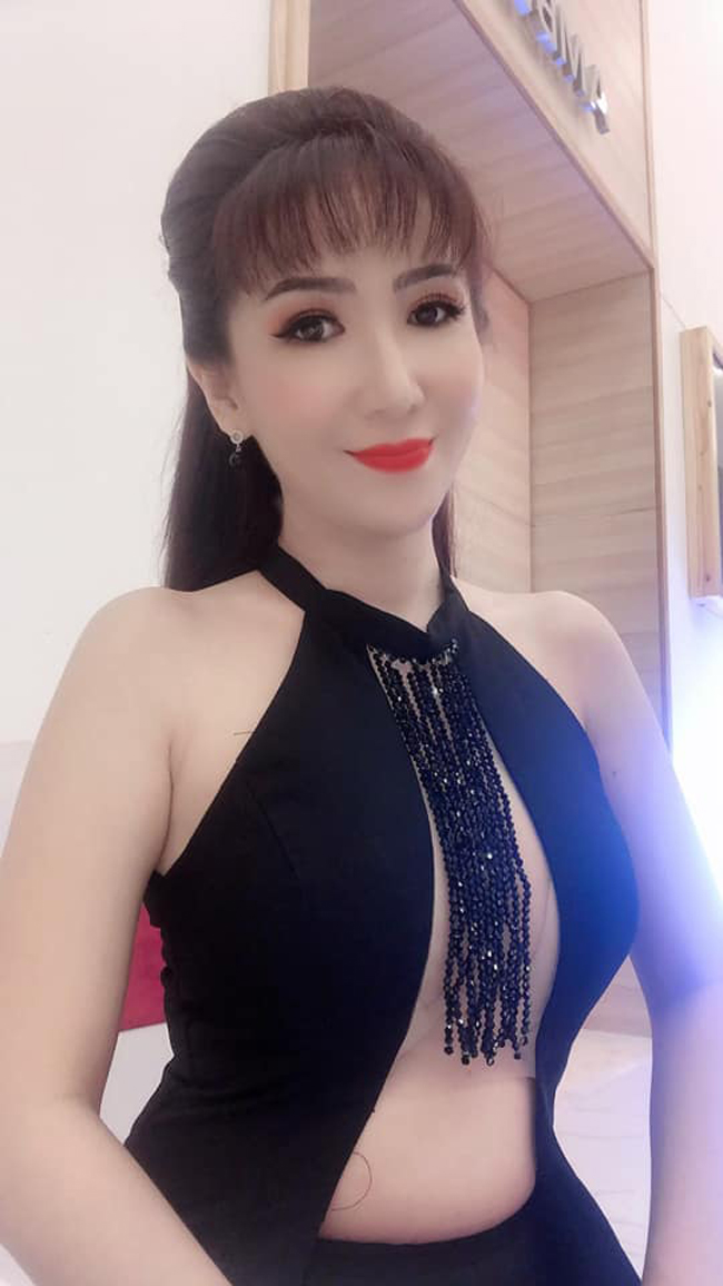 &#34;Thành công mà tôi có được từ cuộc thi Tình Bolero hoan ca cũng nhờ sự động viên hết mình của cô ấy dành cho tôi qua mỗi đêm diễn”, Quán quân Bolero từng&nbsp;tự hào khi nhắc về vợ.