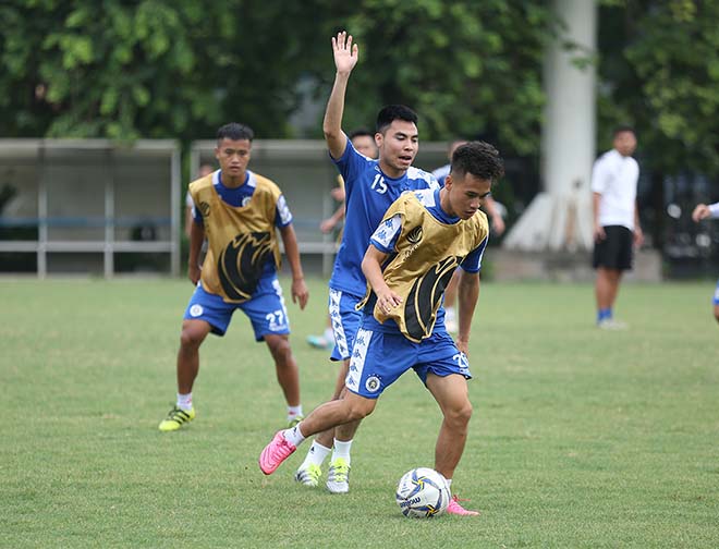 Hà Nội FC đấu AFC Cup: Văn Hậu dồn sức giải châu Á trước tin đồn sang Áo thi đấu - 5