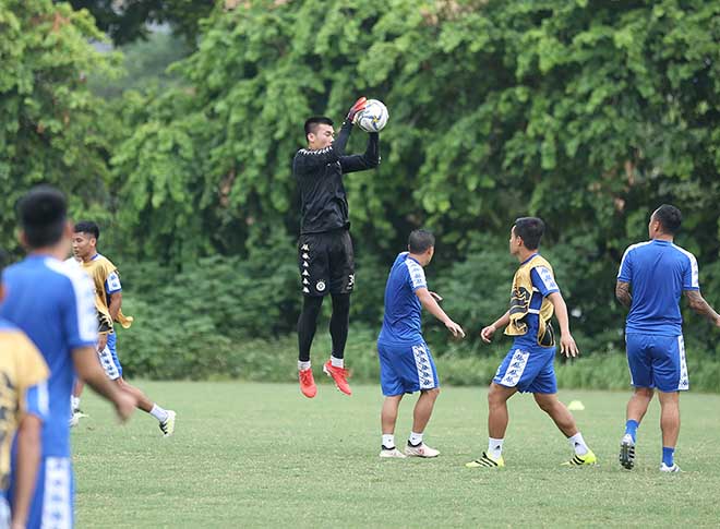 Hà Nội FC đấu AFC Cup: Văn Hậu dồn sức giải châu Á trước tin đồn sang Áo thi đấu - 6