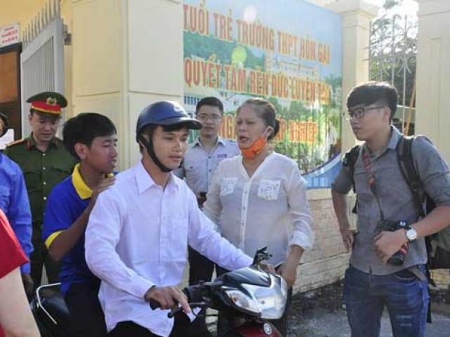 HY HỮU: Thí sinh thi THPT Quốc gia ở Quảng Ninh đến nhầm điểm thi