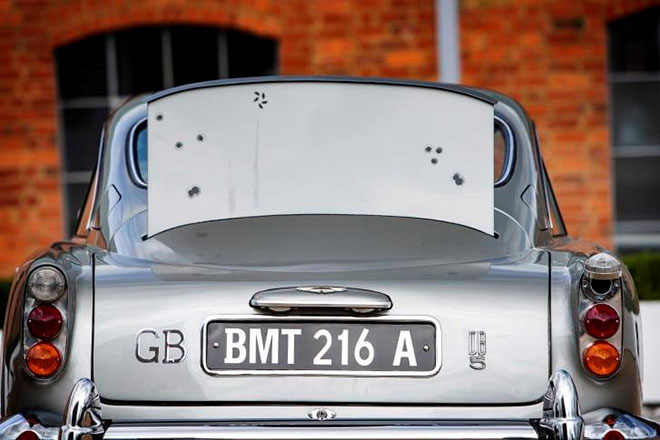 Phiên bản hồi sinh Aston Martin DB5 của Jame Bond 007 &#34;Goldfinger&#34; có giá bán 6 triệu USD - 5