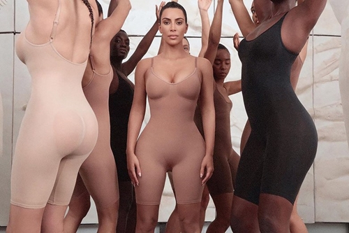 Kim Kardashian ra mắt bộ sưu tập nội y &#34;bóp dáng&#34; hợp với mọi chị em - 3