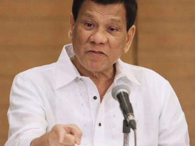 Bị ”dọa” luận tội vì phát ngôn về TQ, Tổng thống Philippines phản ứng dữ dội
