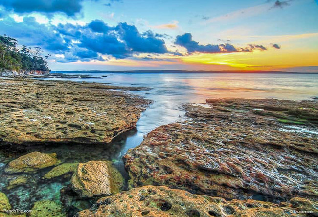 Vịnh Janner, New South Wales: Bãi biển cát trắng và làn nước trong xanh này khiến vịnh Janner được đánh giá là một trong những vùng vịnh đẹp nhất thế giới.  