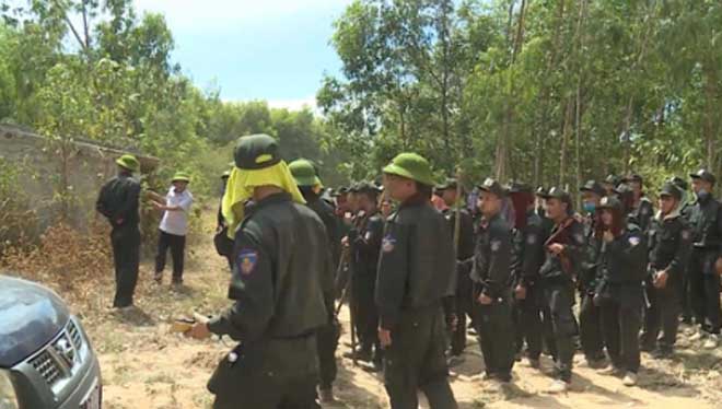 Đang cháy rừng ở Quảng Bình, hàng trăm cán bộ được huy động dập lửa - 2