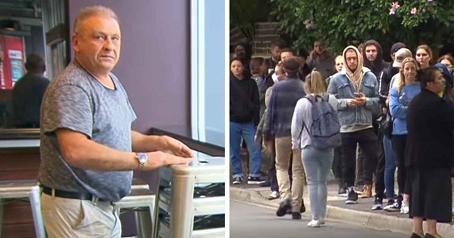 Sự việc diễn ra lúc ông đi ngang qua những người công nhân thất nghiệp đang chờ đợi bên ngoài một văn phòng của Centrelink ở Melbourne để nhận tiền trợ cấp.