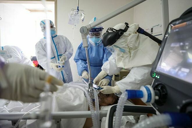 Nhiều nước có&nbsp;nguy cơ thiếu hụt máy trợ thở để điều trị cho những bệnh nhân nặng nhiễm Covid-19