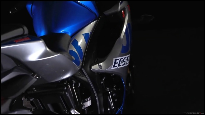 2020 Suzuki GSX-R150 có bản kỷ niệm 1 thế kỷ sắp về Việt Nam? - 9