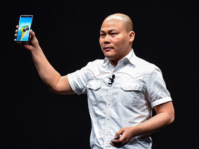 CEO Bkav Nguyễn Tử Quảng dời lịch ra mắt Bphone B86