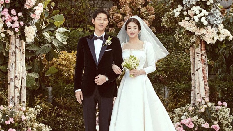 Cặp đôi Song Hye Kyo và Song Joong Ki trong ngày cưới 31/10/2017