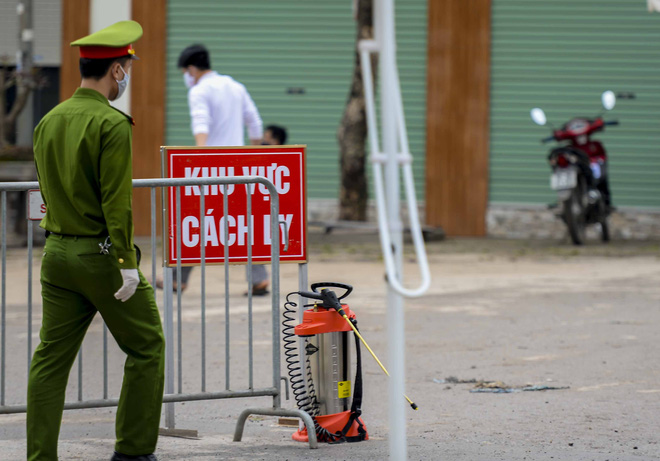 &nbsp;Hà Nam phát hiện 1 bệnh nhân dương tính với Covid-19, chính quyền đang cách ly 1 thôn. Ảnh minh hoạ