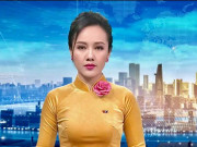 Thời trang - BTV Thời sự Hoài Anh bao năm gắn với chiếc áo dài khi lên sóng vẫn vạn người mê