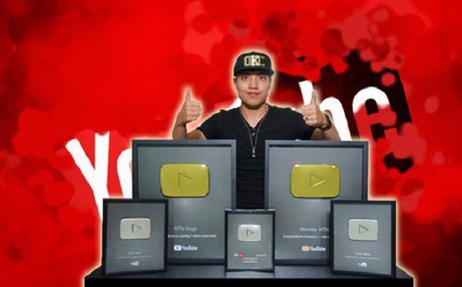 Trong những năm gần đây, với sự phát triển mạnh của nền tảng YouTube hay các trang mạng xã hội, kéo theo nhiều nghề mới cũng "hái ra tiền" qua các ứng dụng này. Ngoài các kênh YouTube của nghệ sĩ, nhiều người cũng phát triển kênh cá nhân thu hút sự chú ý của khán giả và có thu nhập "khủng" từ nền tảng này.