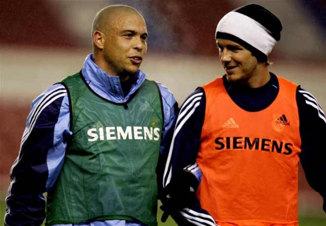 Ronaldo và Beckham hẹn giao hữu giữa các huyền thoại sau khi hết dịch Covid-19