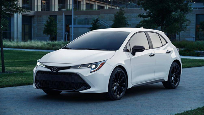 8. Toyota Corolla Hatchback 2020 (giá khởi điểm: 20.290 USD)
