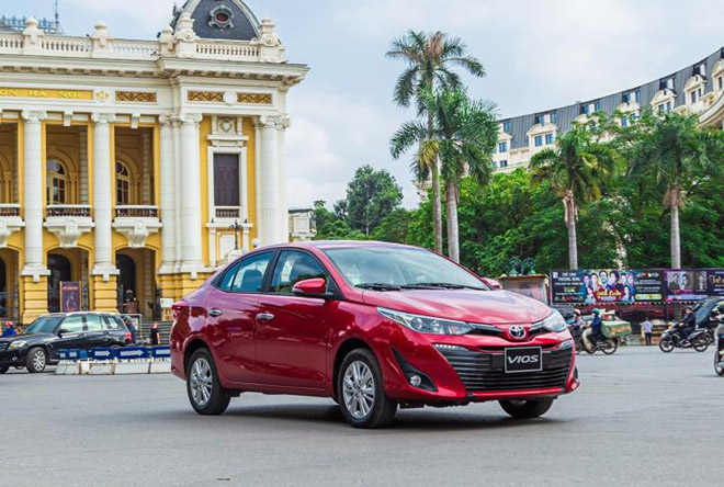 Doanh số tháng 3/2020 của Toyota giảm gần 50% do ảnh hưởng của Covid-19 - 1