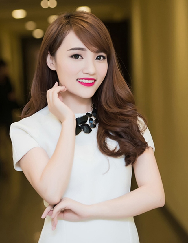 Nhật Thủy - Quán quân của Vietnam Idol 2014 cũng đang là một học viên xuất sắc của trường Đại học văn hóa nghệ thuật Quân Đội.