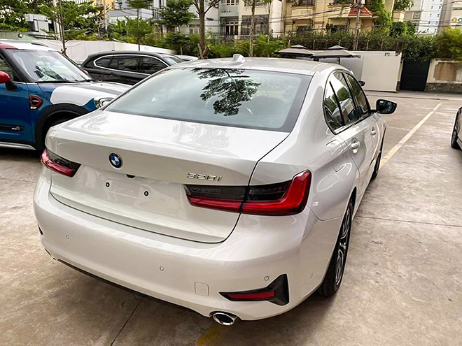 BMW 3-Series 2020 có mặt tại đại lý, giá dự kiến khoảng 1,8 tỷ đồng - 2