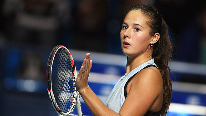 Nét gợi cảm xen lẫn ngây thơ của&nbsp;Kasatkina "đốn tim" fan