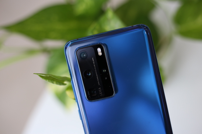 Huawei P40 Pro là sự cải tiến của 4 camera Leica, trong đó có&nbsp;camera siêu rộng điện ảnh Ultra Wide Cine Camera, Camera ToF mạnh mẽ bên cạnh camera Zoom SuperSensing 50x.