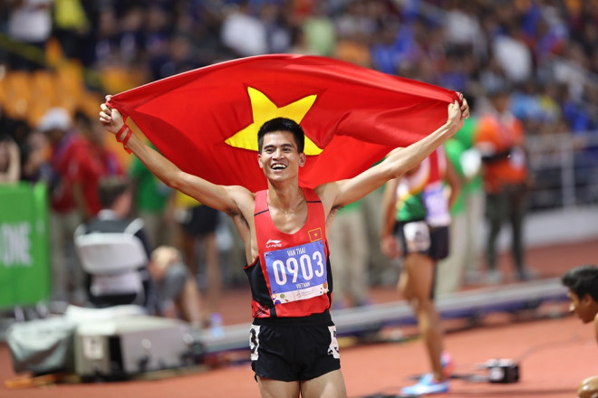 Dương Văn Thái ăn mừng chiến thắng tại SEA Games 30 năm 2019