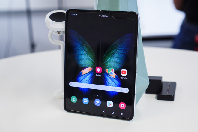 Galaxy Fold đầu tiên.