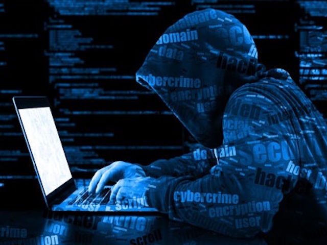 Lợi dụng làm việc từ xa, hacker dồn dập tấn công người dùng