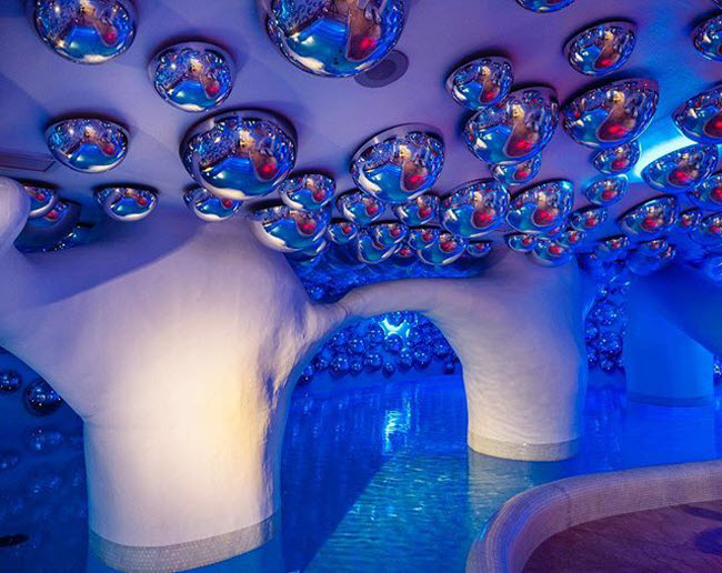 Palazzo Matteotti, Italia: Bể bơi trong nhà tại khách sạn ở thành phố Milan có không gian rộng và thiết kế rất ấn tượng.
