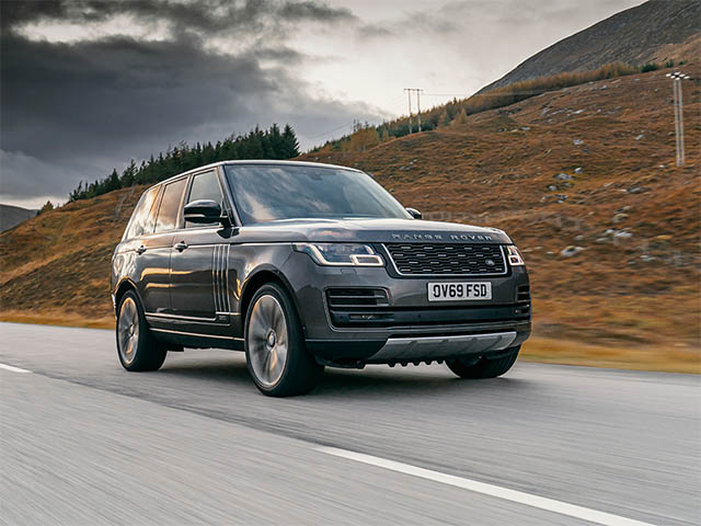 Lô xe Range Rover Sport và Velar mới về tới đại lý chính hãng tại Việt Nam