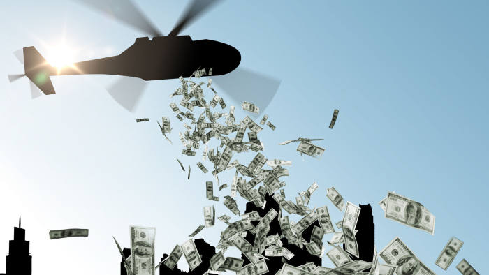 Chiến lược xuất phát từ hình ảnh tiền được ném ra khỏi trực thăng cho người bên dưới (Nguồn: CNBC)