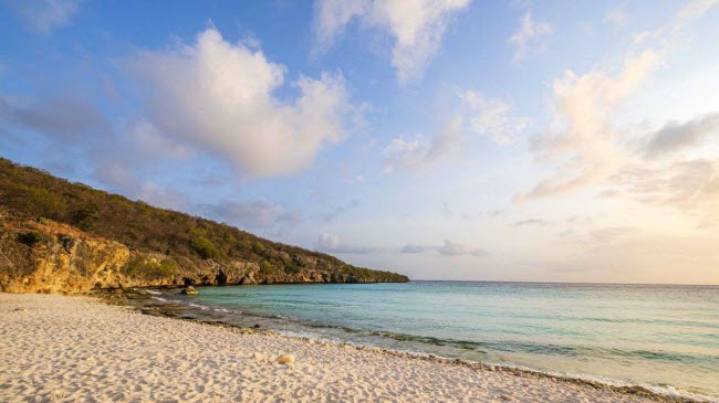 Cas Abao, Curacao: Nước trong xanh và cát trắng là những nét ấn tượng nhất của bãi biển Cas Abao.
