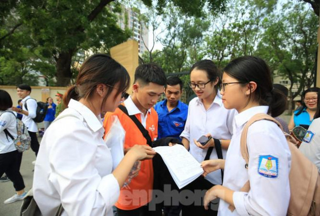 Đại học Thương Mại xét tuyển kết quả tốt nghiệp THPT ở ngưỡng điểm nào? - 1