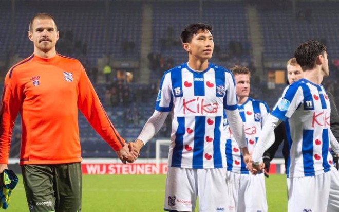 Heerenveen - CLB mà Văn Hậu đầu quân chưa có phản ứng về quyết định hủy bỏ mùa giải