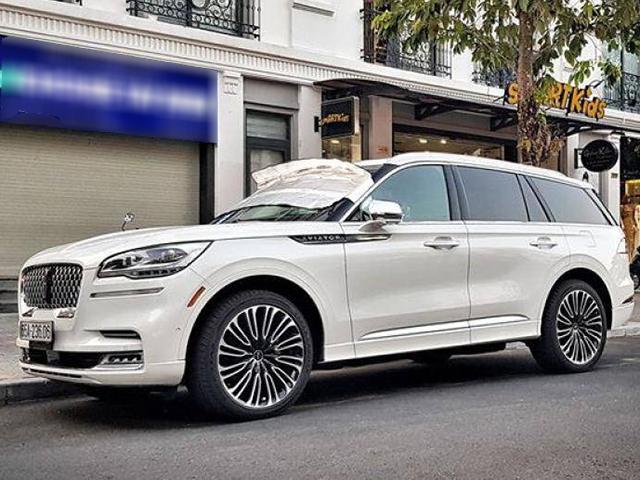 Cận cảnh Lincoln Aviator độc nhất tại Việt Nam