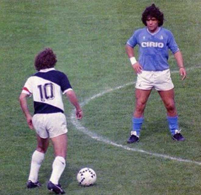 Zico và Maradona đối đầu nhau trong màu áo Udinese &amp; Napoli