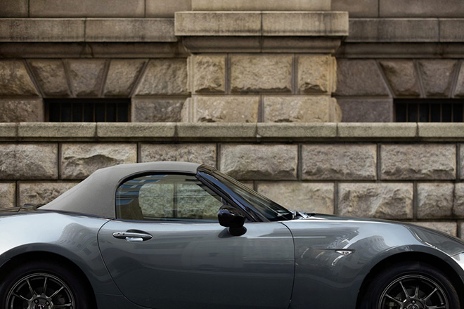 Mazda MX-5 R-Sport bản đặc biệt hai cửa giới hạn 150 chiếc toàn cầu - 2